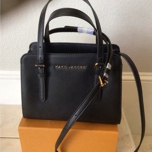 Beautiful Marc Jacobs crossbody bag.